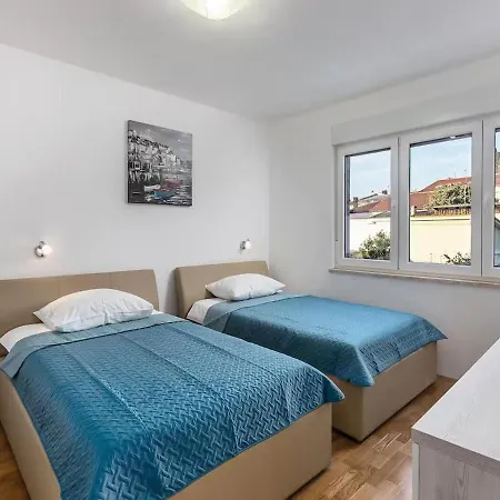 Lijepa Kuca Za Odmor I Opustanje S Obitelji * Пула